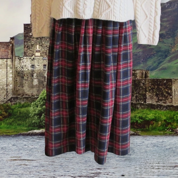Vintage Light Weight Plaid Skirt - Picture 1 of 7